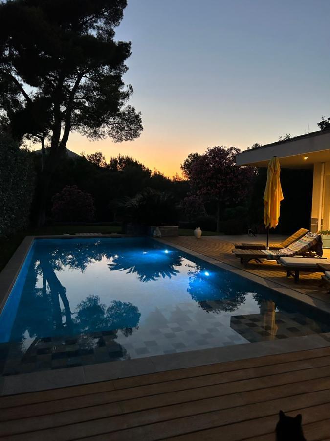 Chambre Luxe Dans Villa De Standing Avec Piscine, Acces Discret Et Independant, Terrasse Arboree Et Parking Prive La Valette-du-Var Eksteriør billede